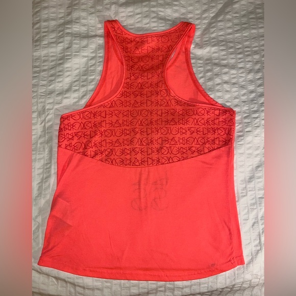 4F - Workout Tank - Picture 2 of 2